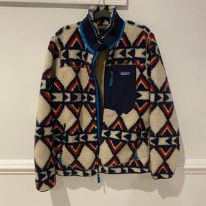 Patagonia Navy and Cream Geometric Teddy Jacket